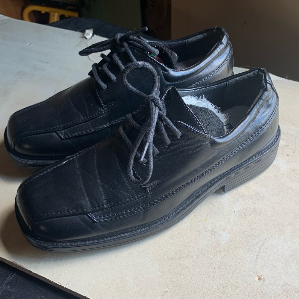 Stags dress shoes